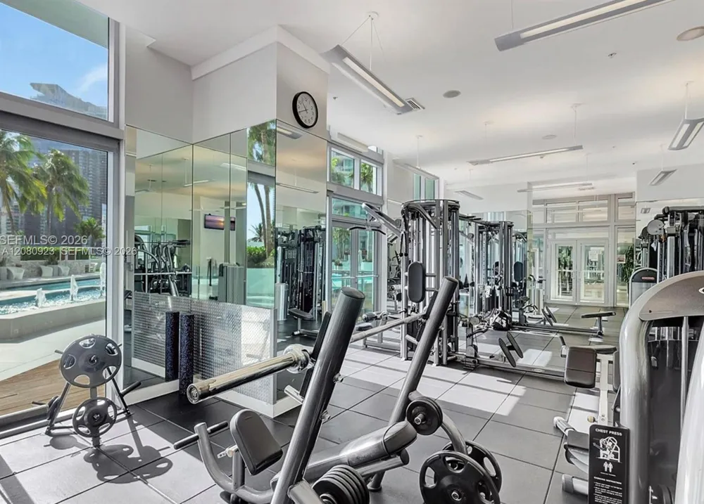 90 SW 3rd St #2210 Miami, FL 33130