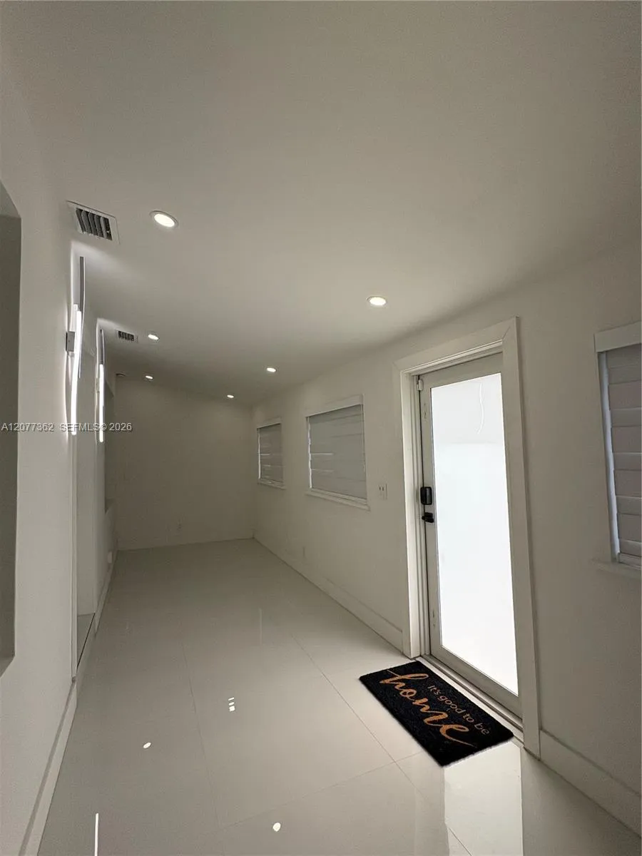 937 SW 18th Ct Fort Lauderdale, FL 33315