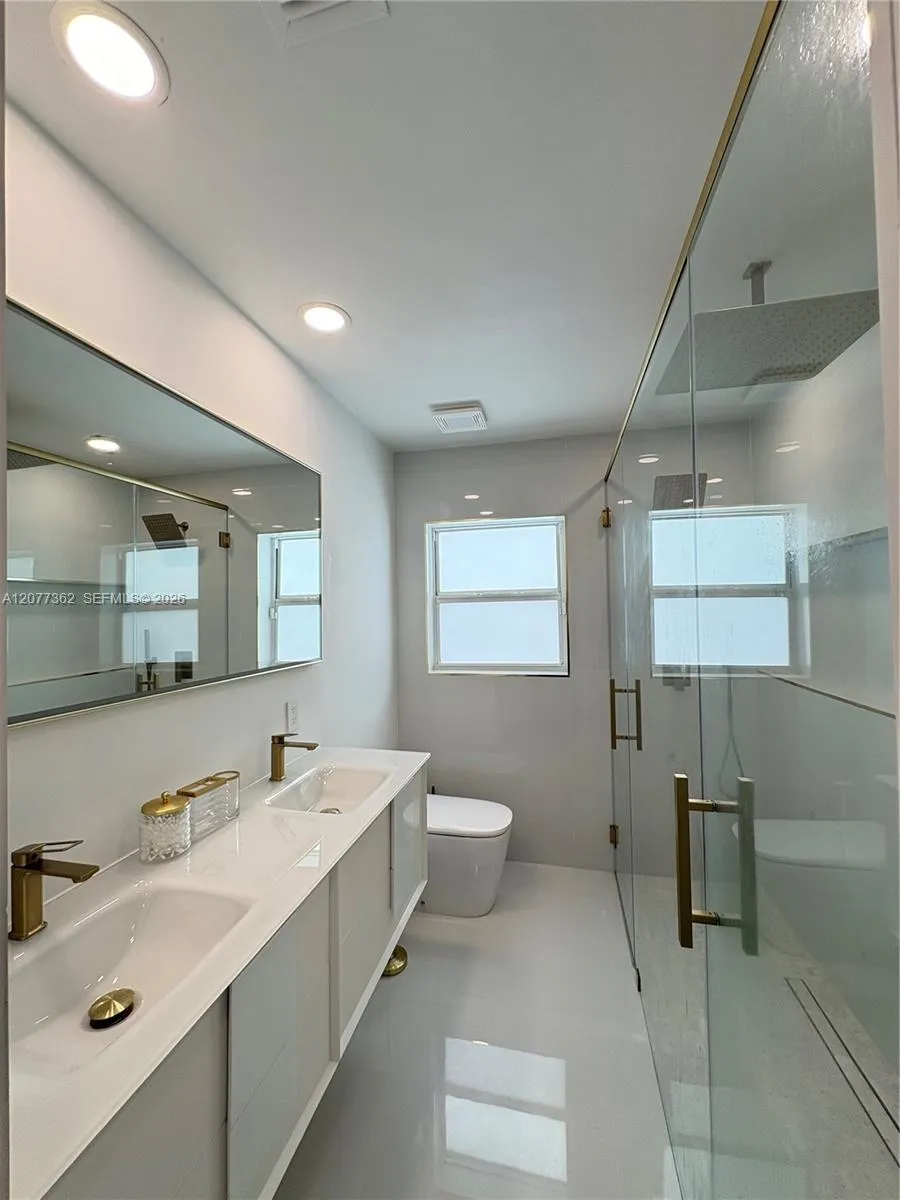 937 SW 18th Ct Fort Lauderdale, FL 33315