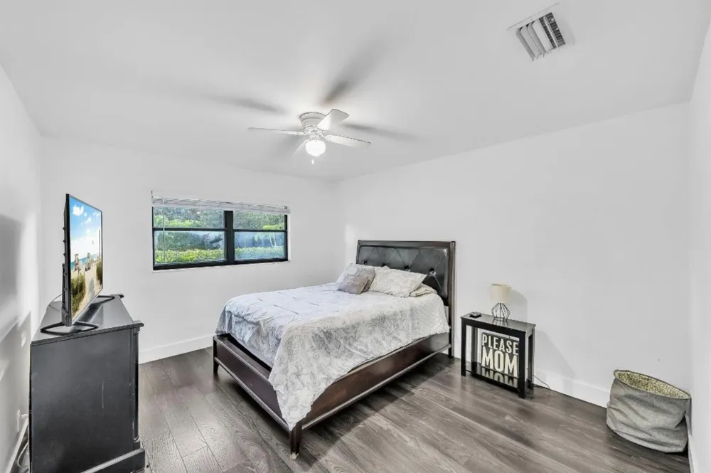 10962 57TH PLACE S Lake Worth, FL 33449