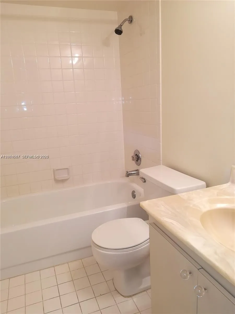13455 SW 9th Ct #117J Pembroke Pines, FL 33027