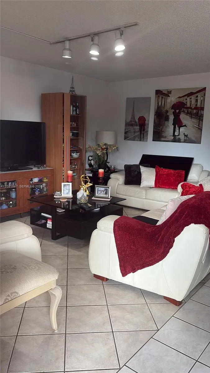 13455 SW 9th Ct #117J Pembroke Pines, FL 33027