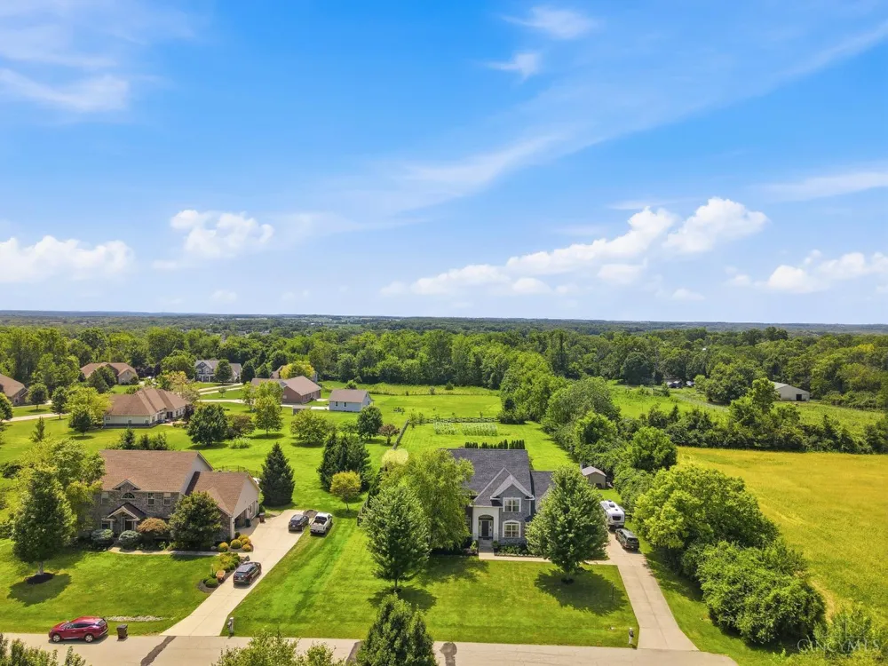 2327 Elizabeth Drive Clearcreek, OH 45068