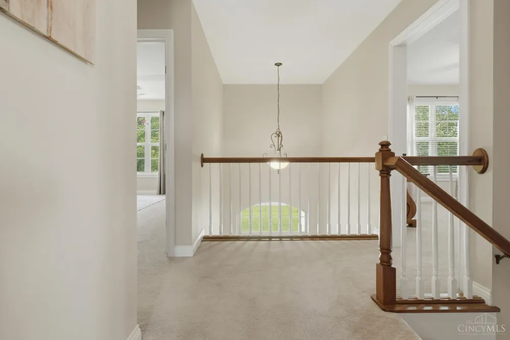 2327 Elizabeth Drive Clearcreek, OH 45068