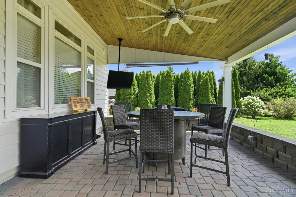 2327 Elizabeth Drive Clearcreek, OH 45068
