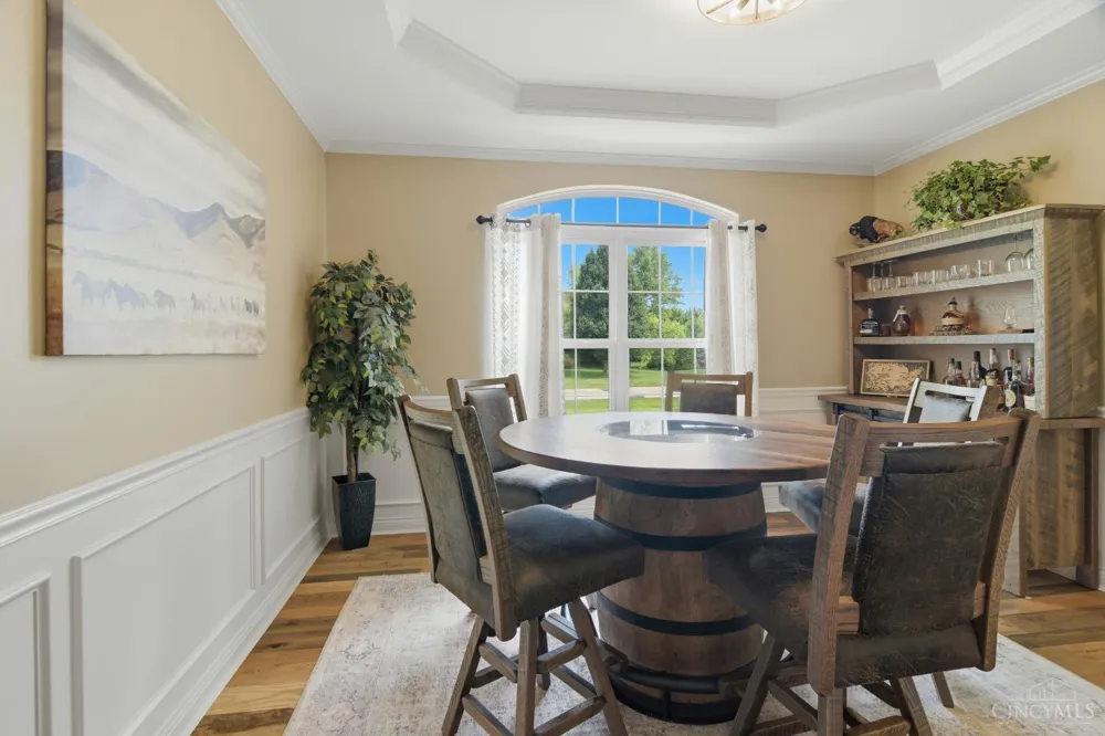 2327 Elizabeth Drive Clearcreek, OH 45068