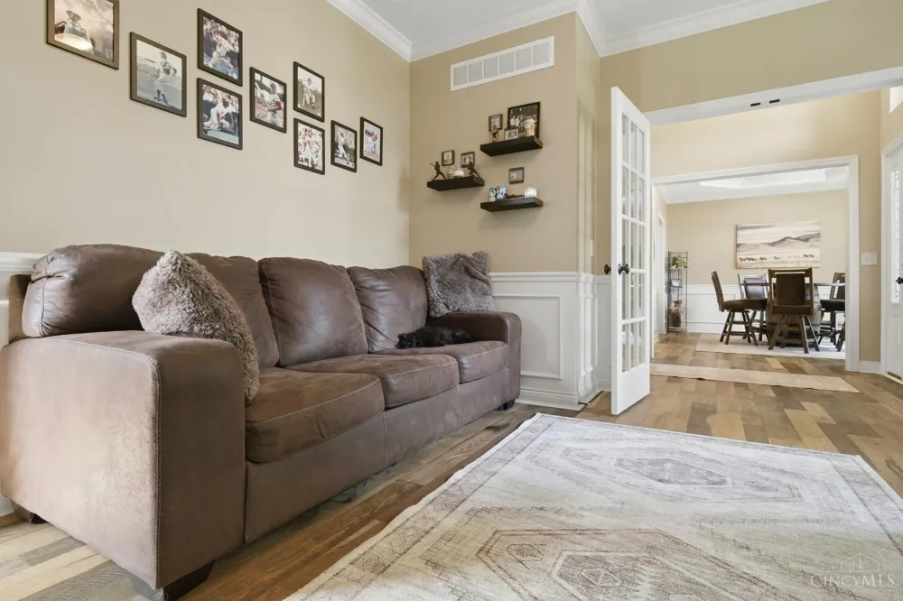 2327 Elizabeth Drive Clearcreek, OH 45068