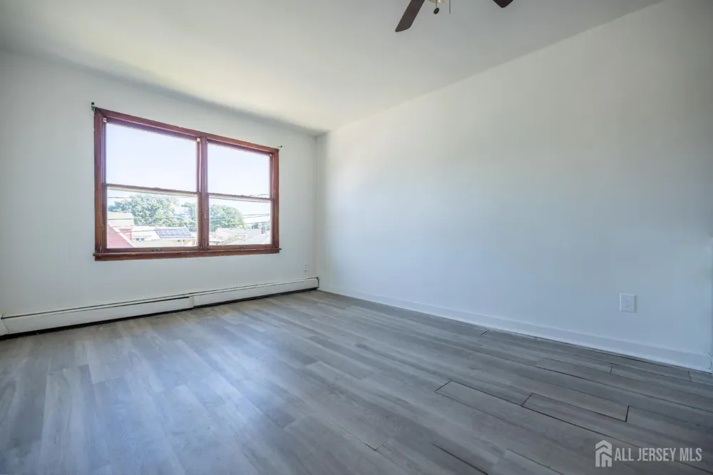 15 Clinton Avenue Keasbey, NJ 08832