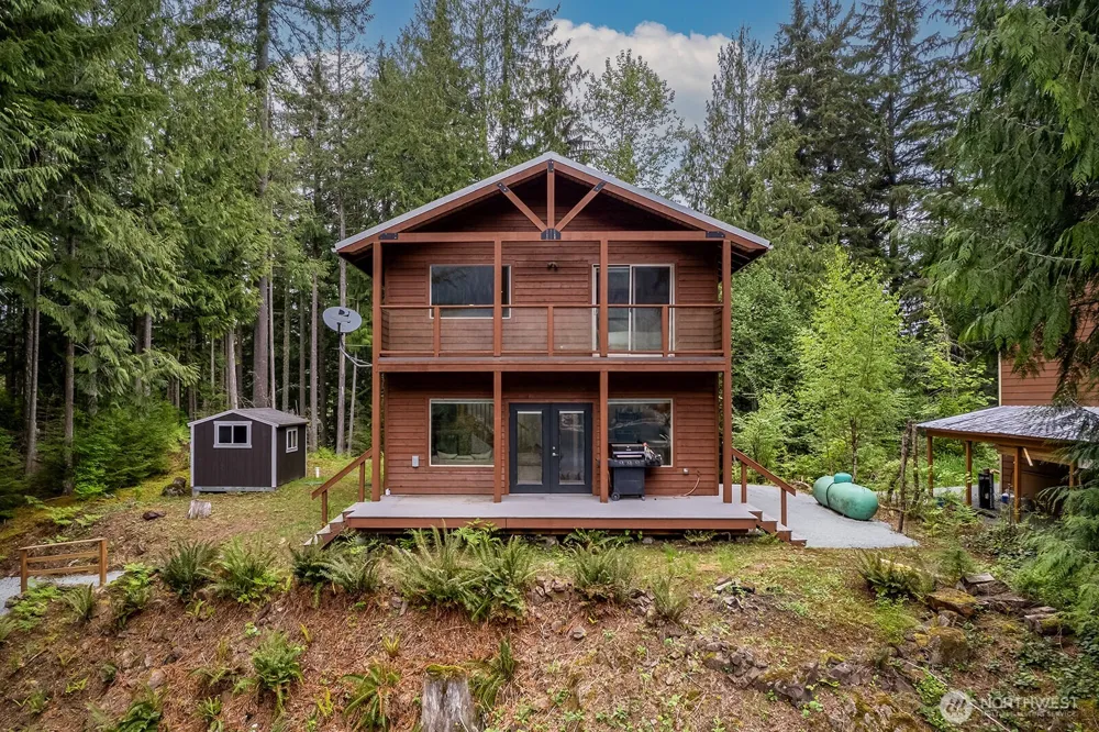 33006 Deer Park Lane Mount Vernon, WA 98274