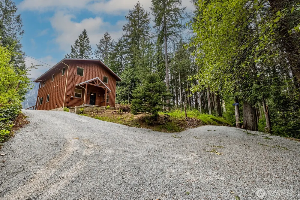 33006 Deer Park Lane Mount Vernon, WA 98274