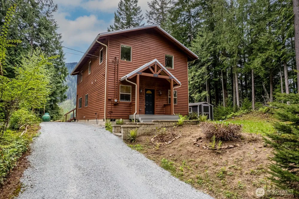 33006 Deer Park Lane Mount Vernon, WA 98274