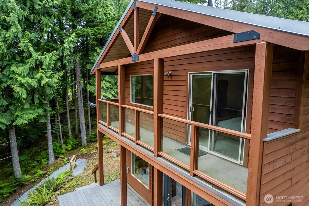 33006 Deer Park Lane Mount Vernon, WA 98274