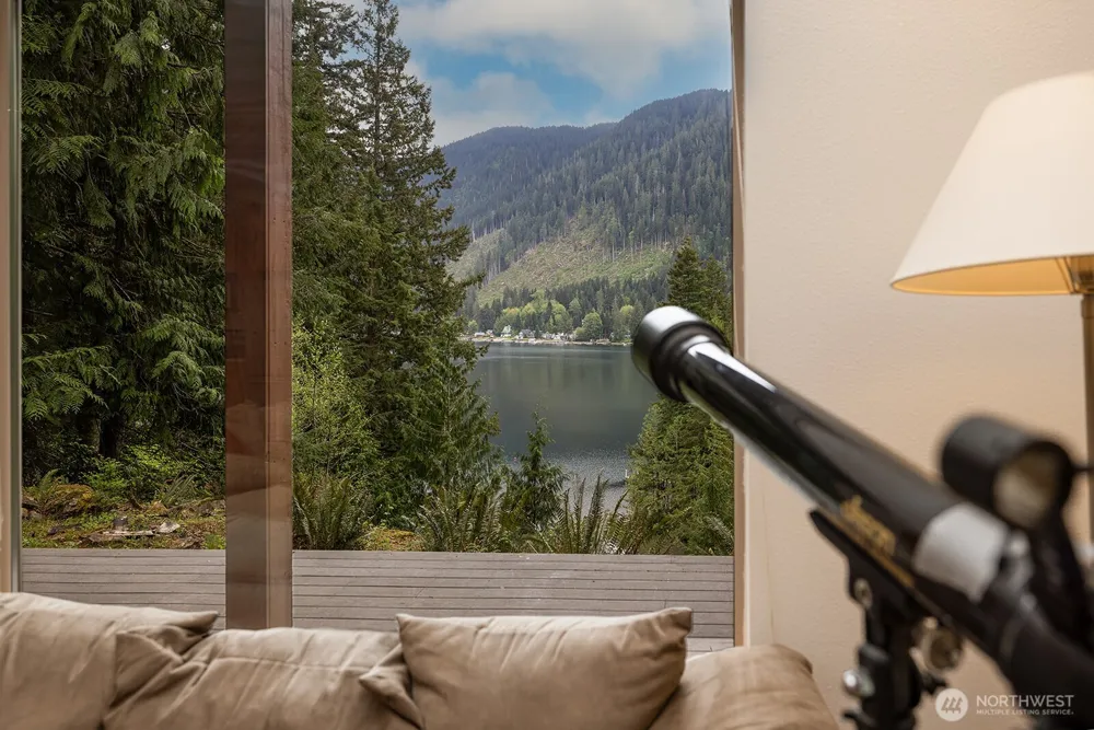 33006 Deer Park Lane Mount Vernon, WA 98274