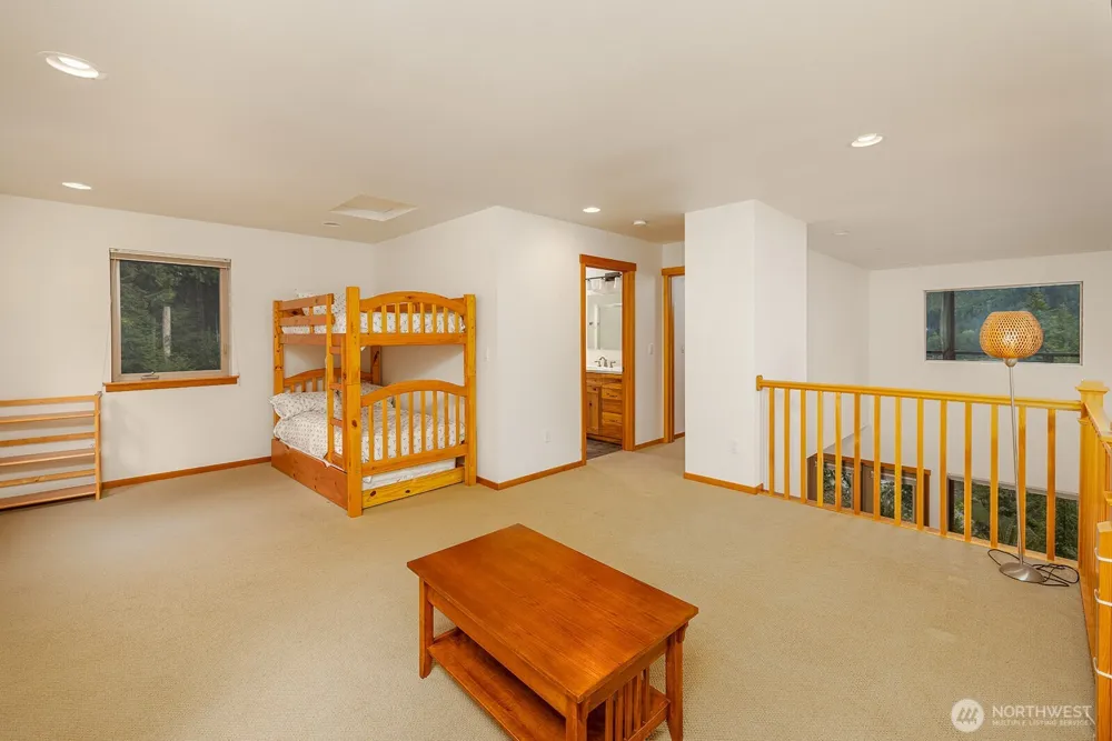 33006 Deer Park Lane Mount Vernon, WA 98274