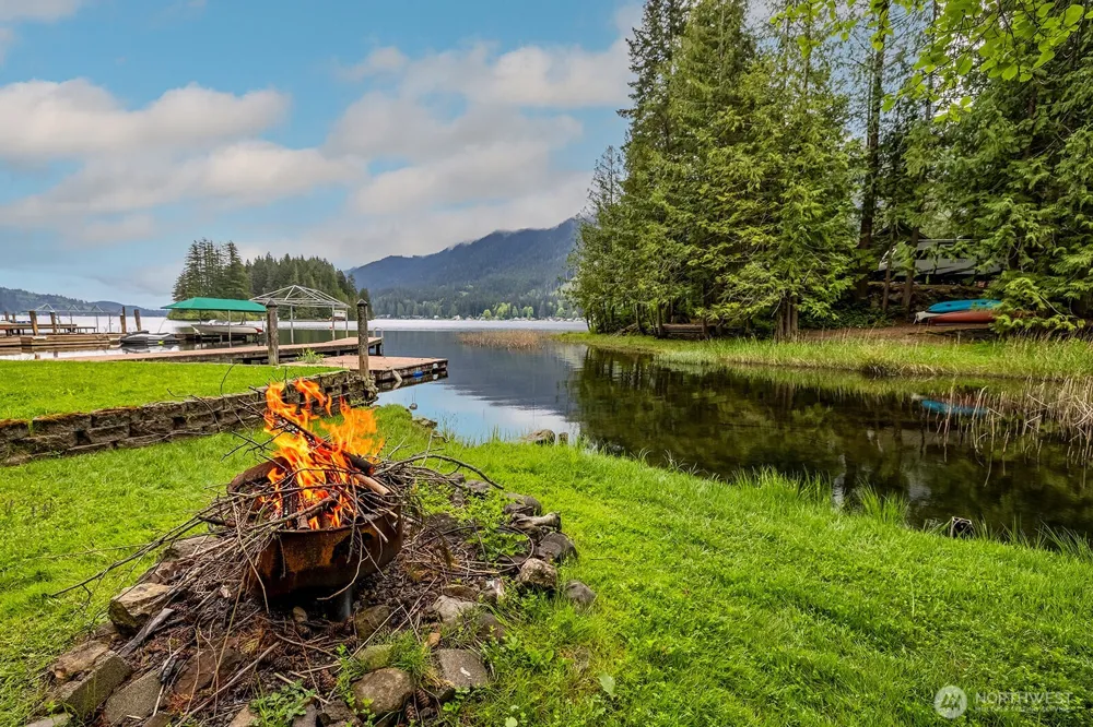 33006 Deer Park Lane Mount Vernon, WA 98274