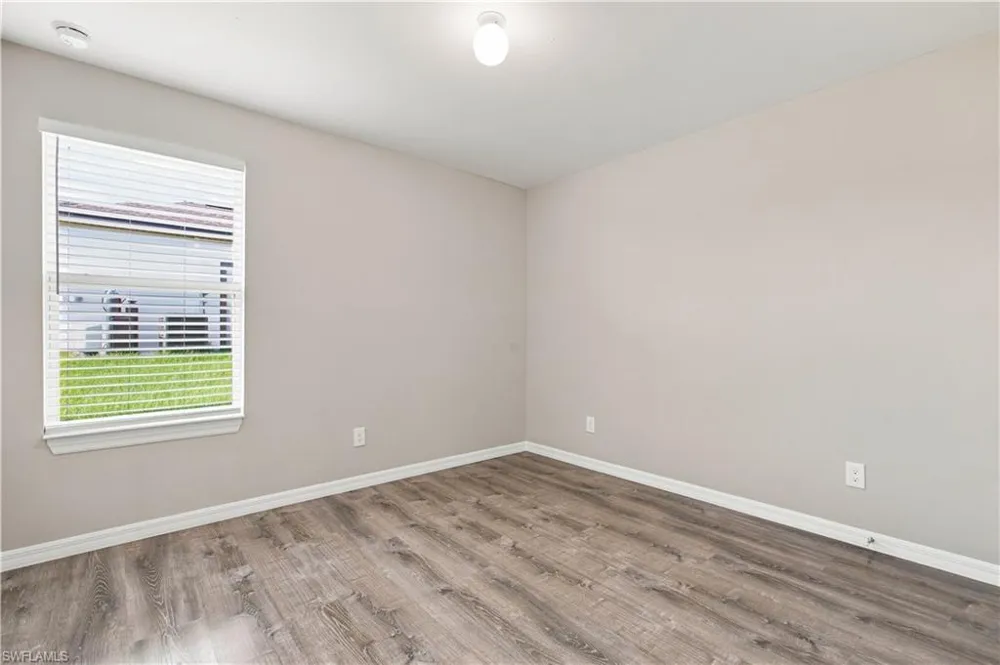 737 Ferguson Avenue S Lehigh Acres, FL 33974