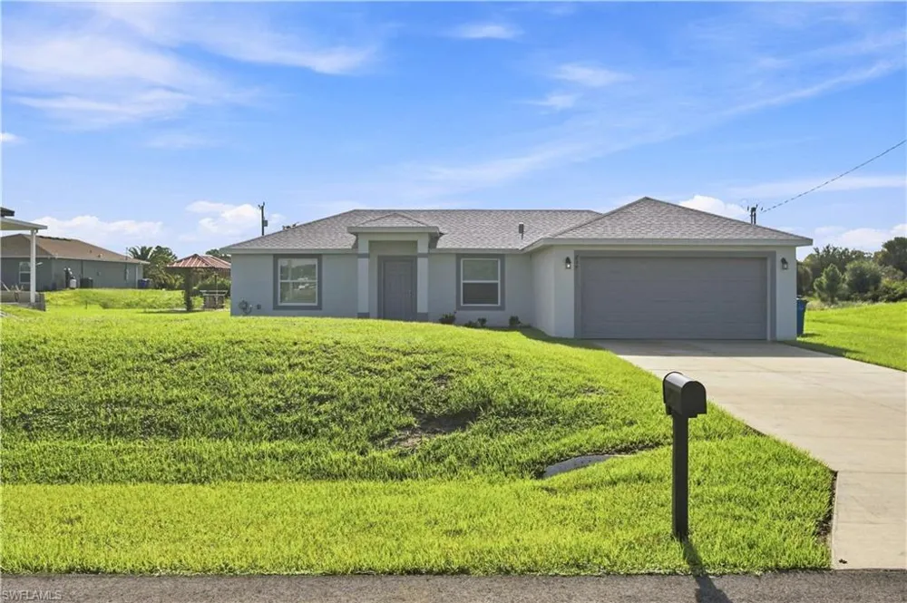 737 Ferguson Avenue S Lehigh Acres, FL 33974