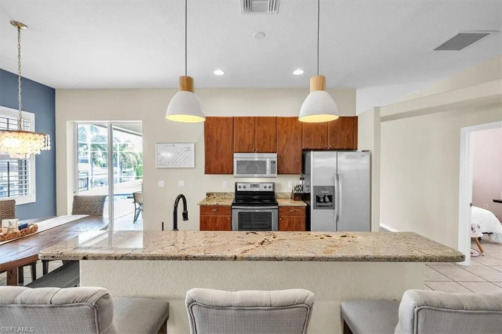2909 SW 38th Street Cape Coral, FL 33914