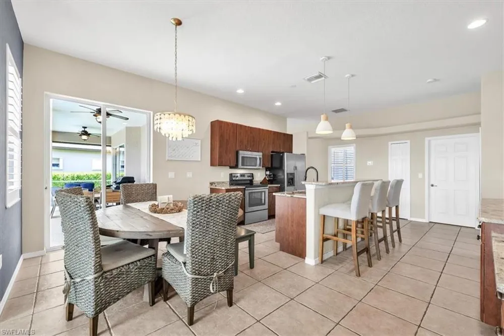2909 SW 38th Street Cape Coral, FL 33914