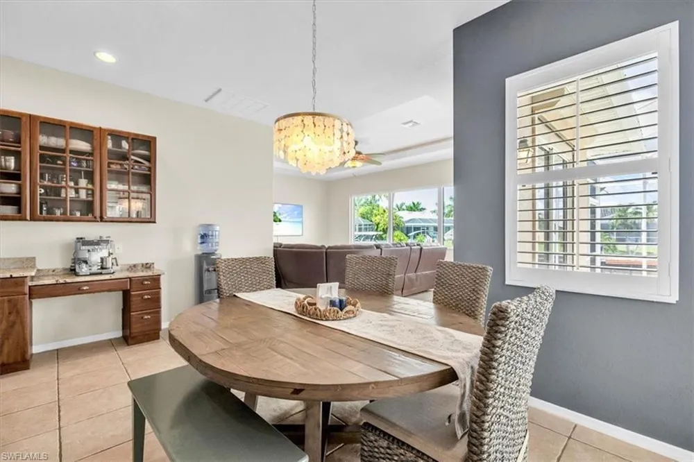 2909 SW 38th Street Cape Coral, FL 33914