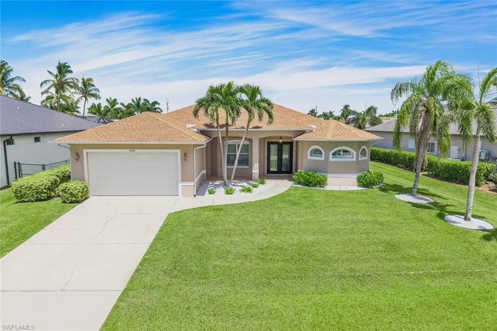 2909 SW 38th Street Cape Coral, FL 33914