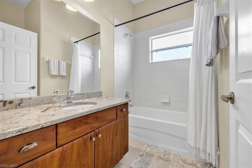 2909 SW 38th Street Cape Coral, FL 33914