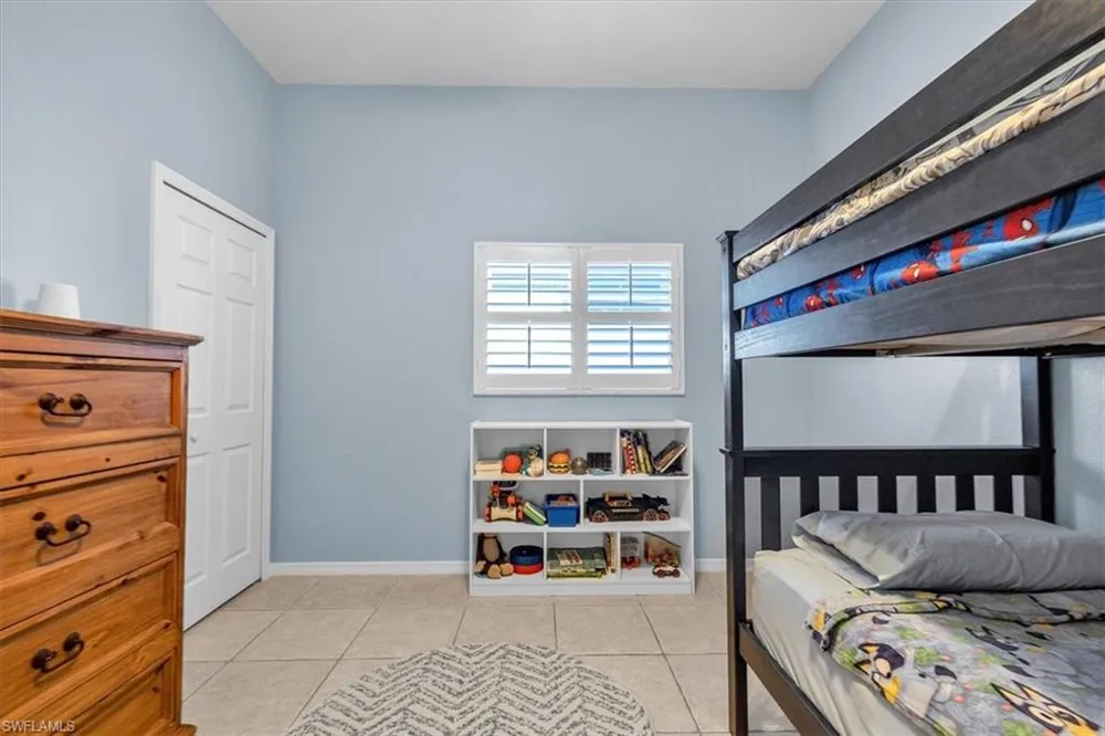 2909 SW 38th Street Cape Coral, FL 33914