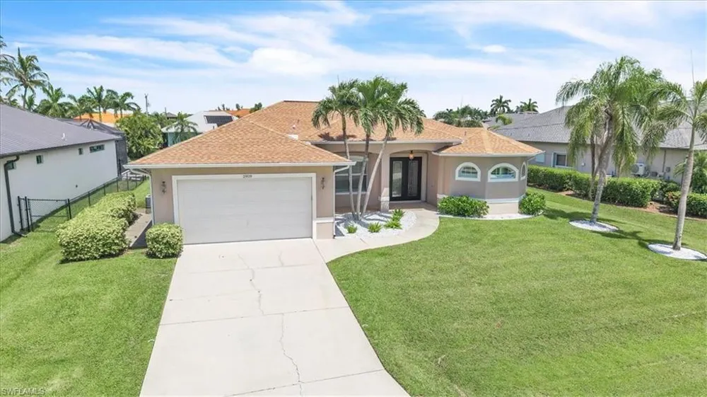 2909 SW 38th Street Cape Coral, FL 33914