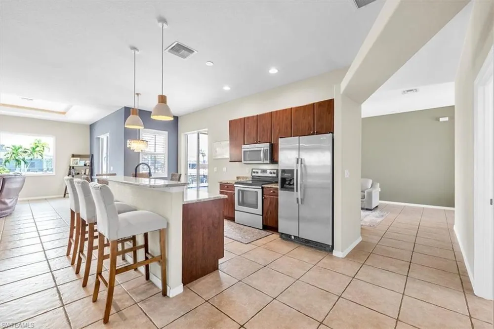 2909 SW 38th Street Cape Coral, FL 33914