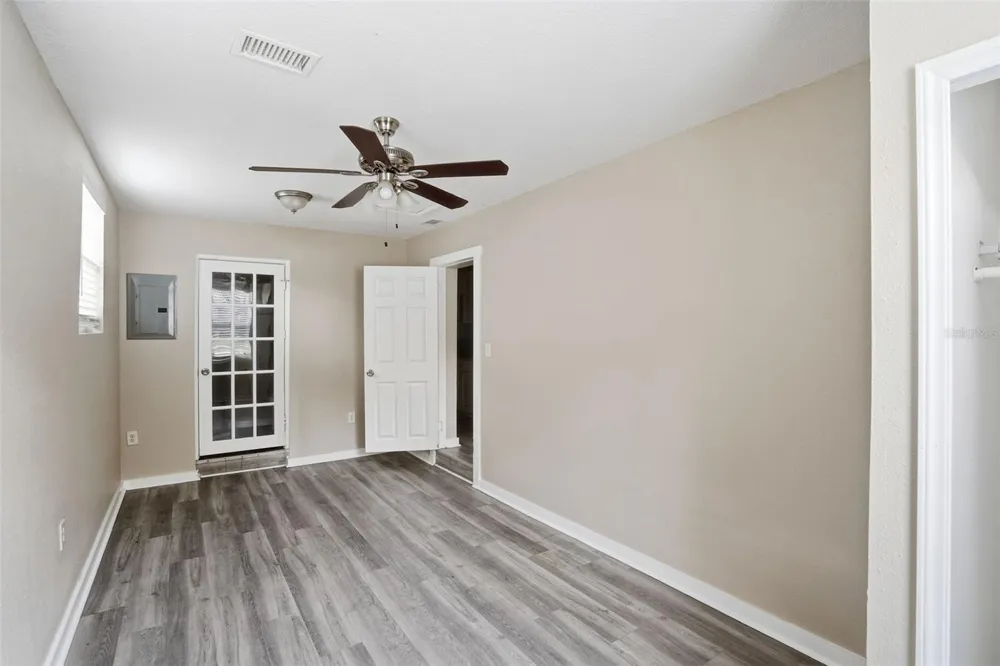 1514 CREST AVENUE Leesburg, FL 34748