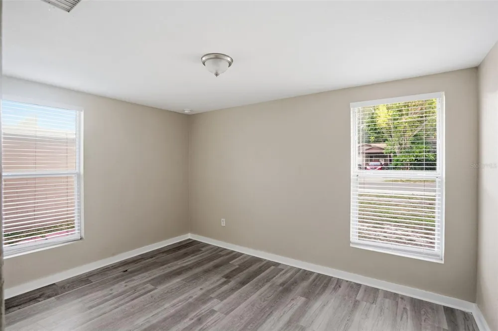 1514 CREST AVENUE Leesburg, FL 34748