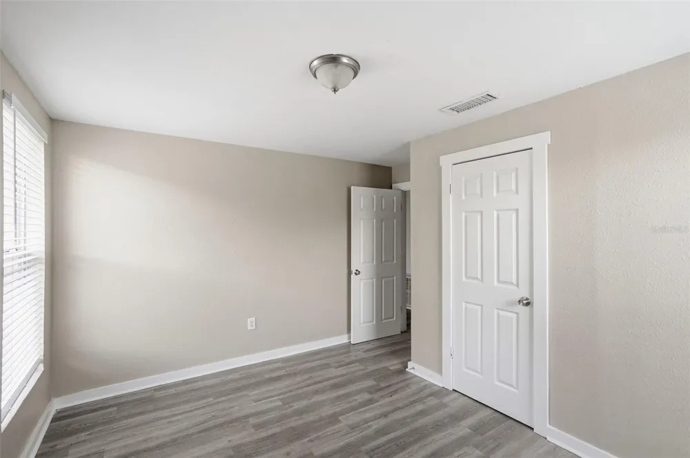 1514 CREST AVENUE Leesburg, FL 34748