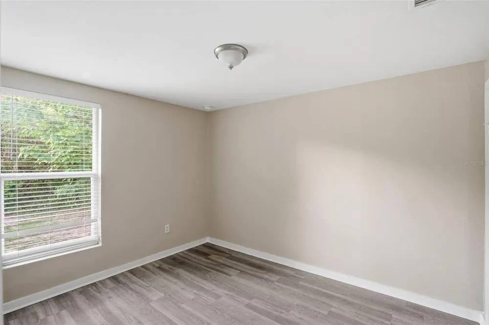 1514 CREST AVENUE Leesburg, FL 34748