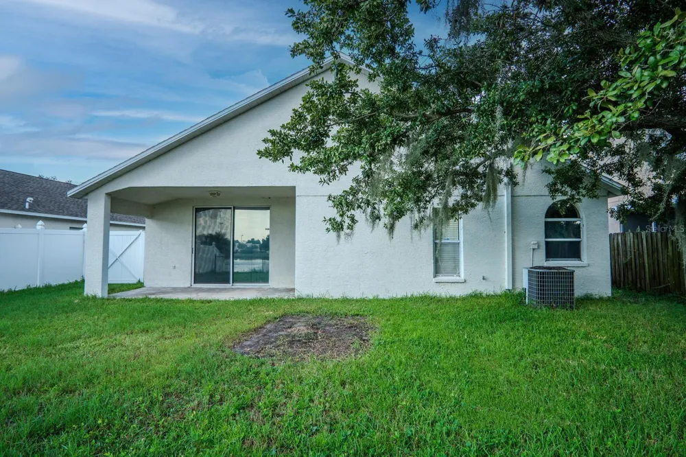 10815 LAKESIDE VISTA DRIVE Riverview, FL 33569