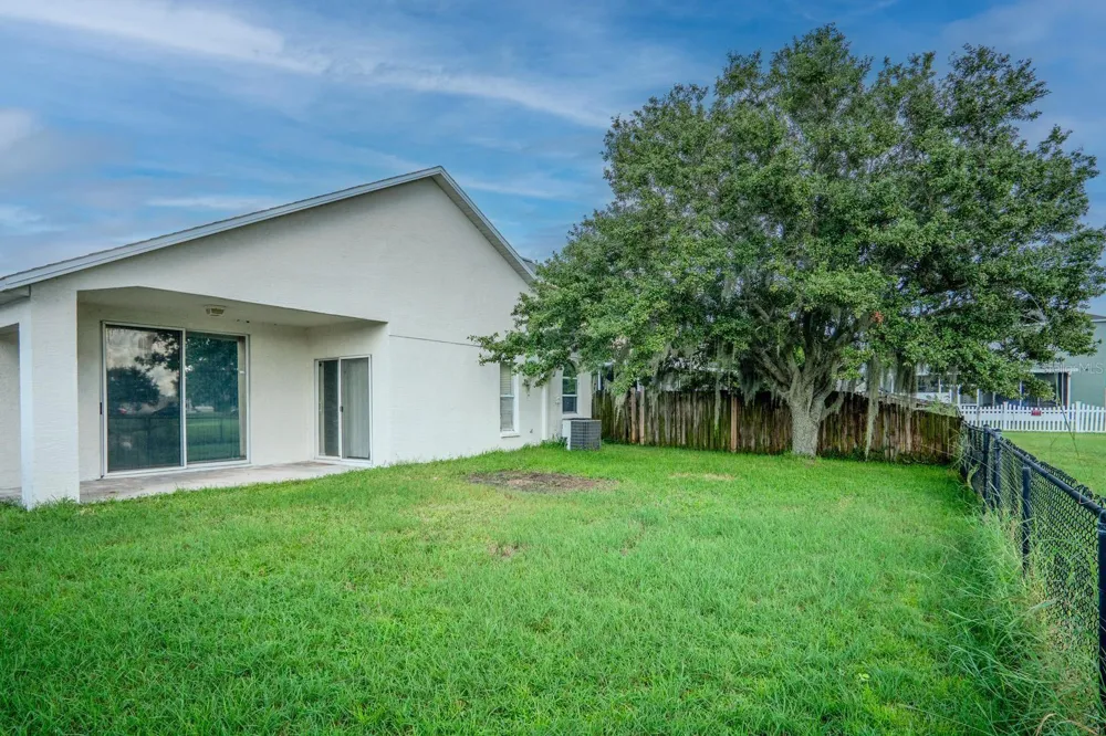 10815 LAKESIDE VISTA DRIVE Riverview, FL 33569