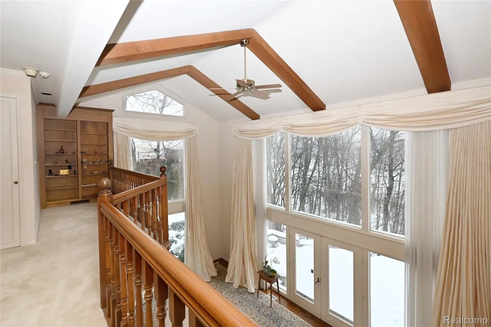 363 Lakewood Drive Bloomfield Hills City, MI 48304