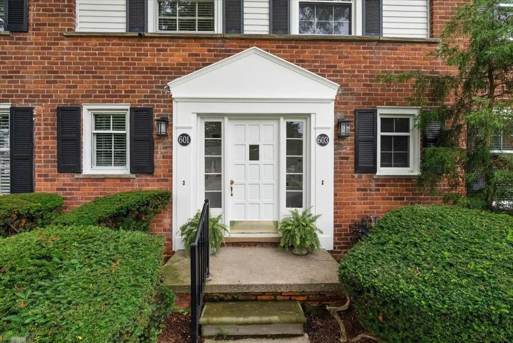 601 Notre Dame Street Grosse Pointe City, MI 48230