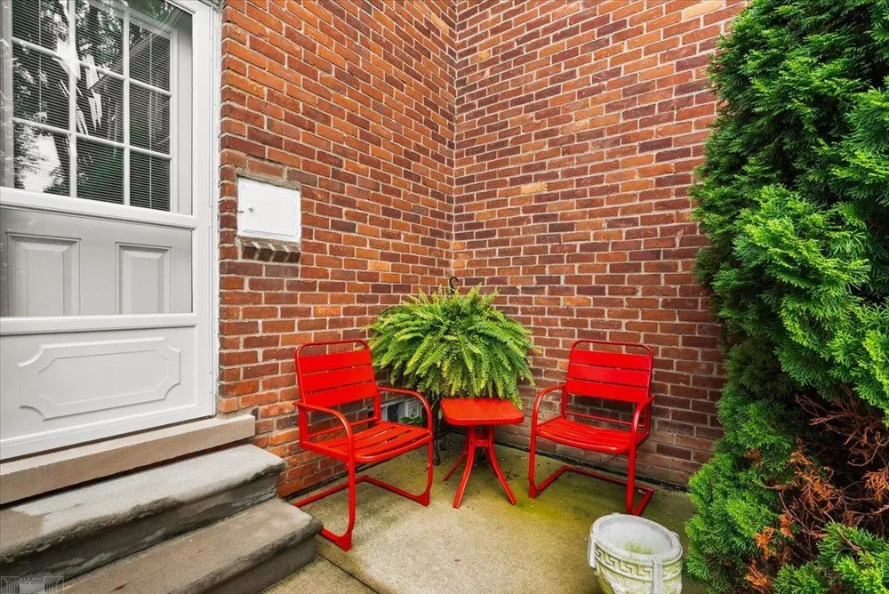 601 Notre Dame Street Grosse Pointe City, MI 48230