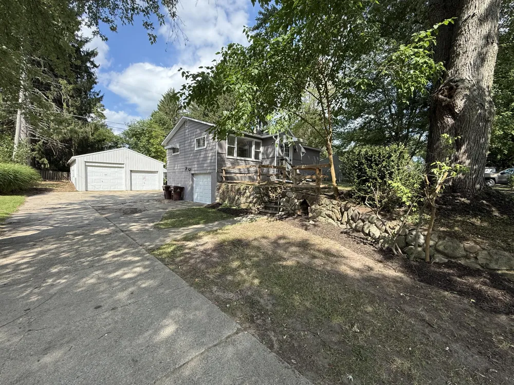9470 Peck Road Montcalm Township, MI 48838