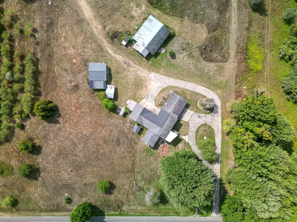 5221 S Maple Island Road Greenwood Township, MI 49421