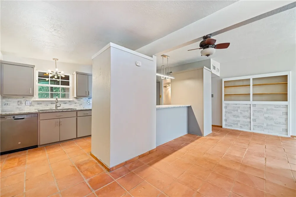 722 Santa Anita Drive Kingsville, TX 78363