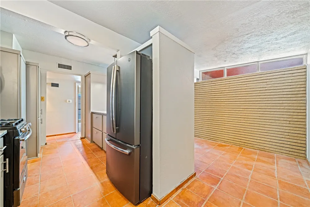 722 Santa Anita Drive Kingsville, TX 78363