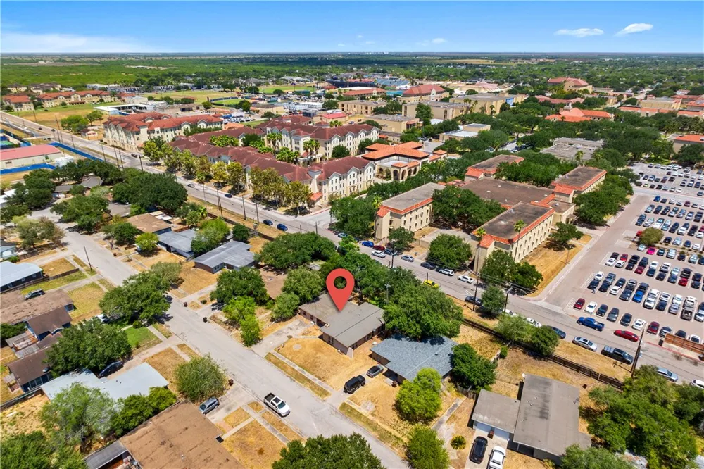722 Santa Anita Drive Kingsville, TX 78363
