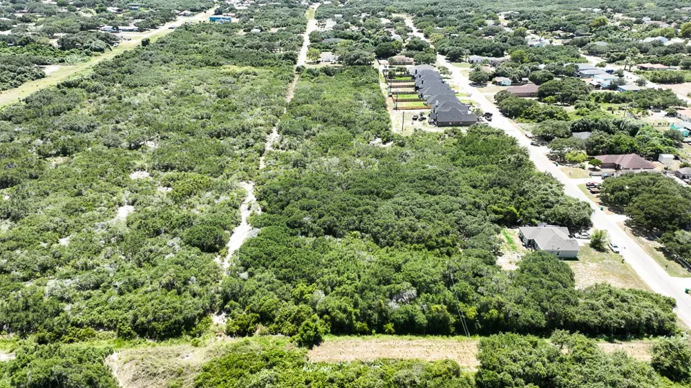 S 7th Aransas Pass, TX 78336