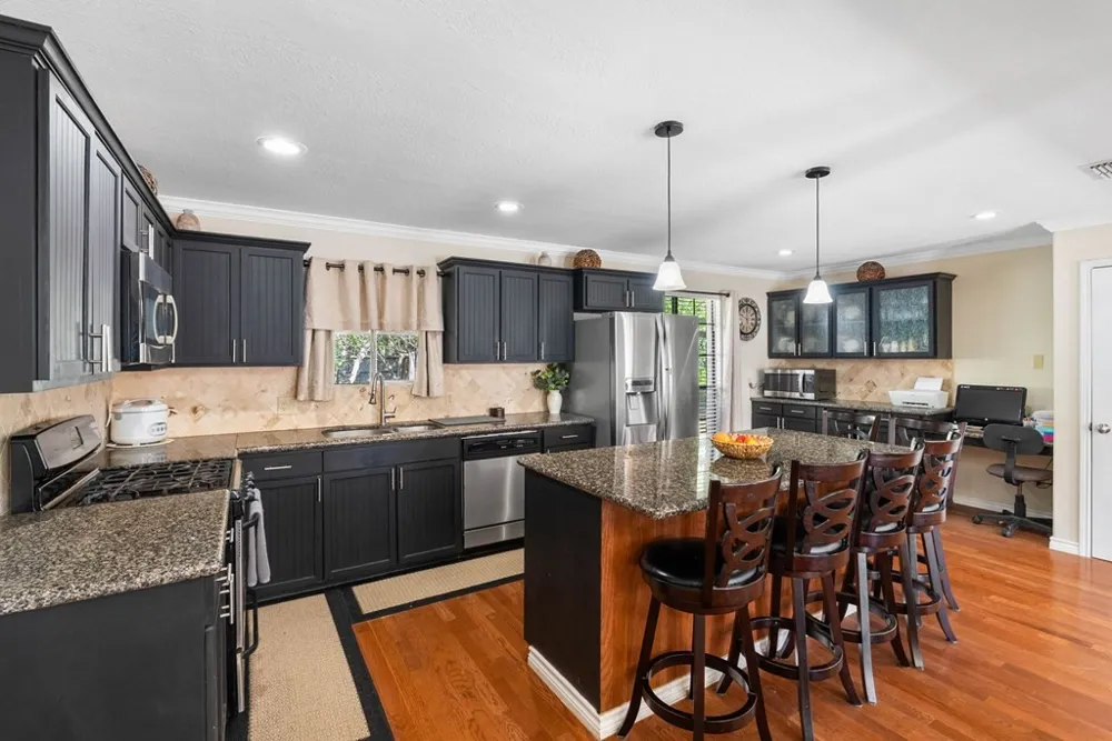 118 Saint Peter Rockport, TX 78382