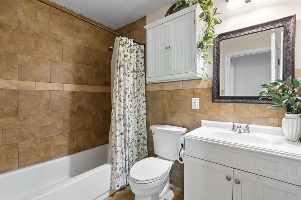 118 Saint Peter Rockport, TX 78382