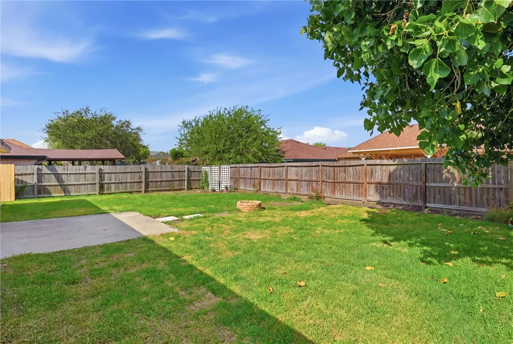 2087 Sabal Drive Ingleside, TX 78362