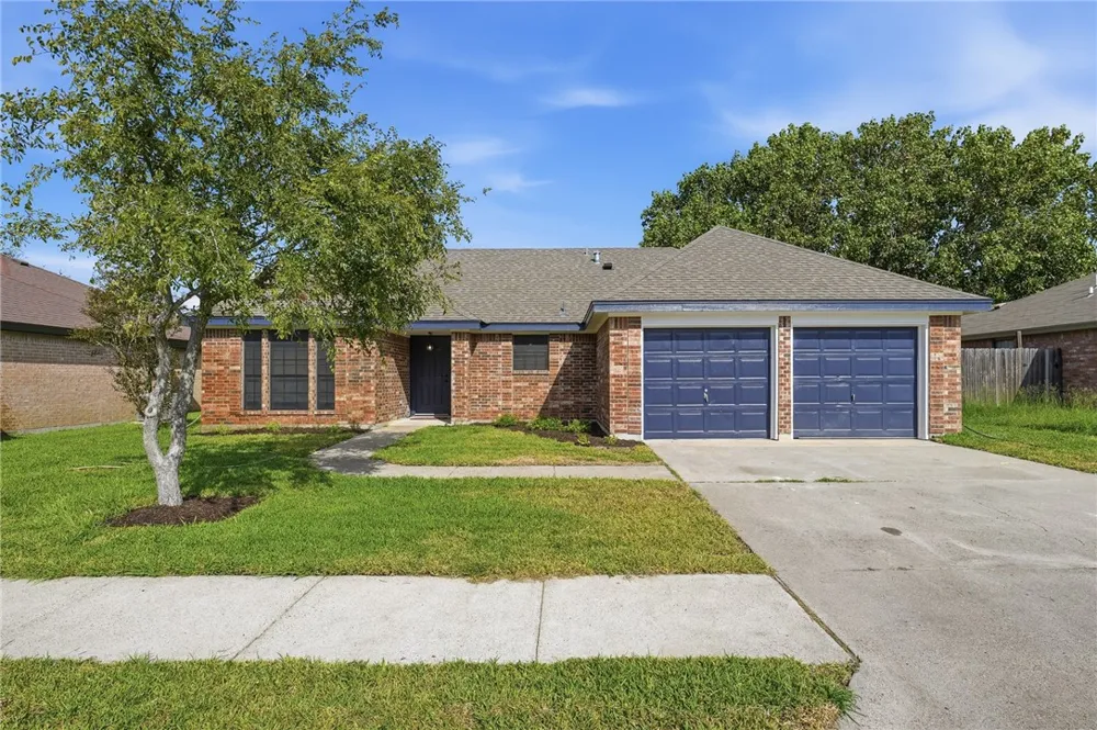 2087 Sabal Drive Ingleside, TX 78362