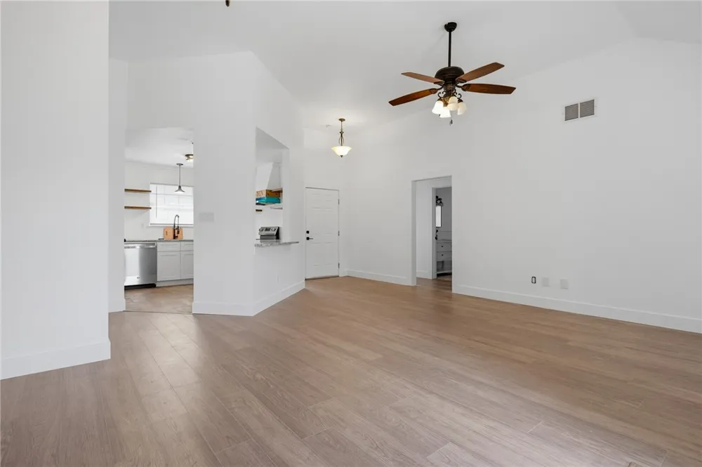 2087 Sabal Drive Ingleside, TX 78362