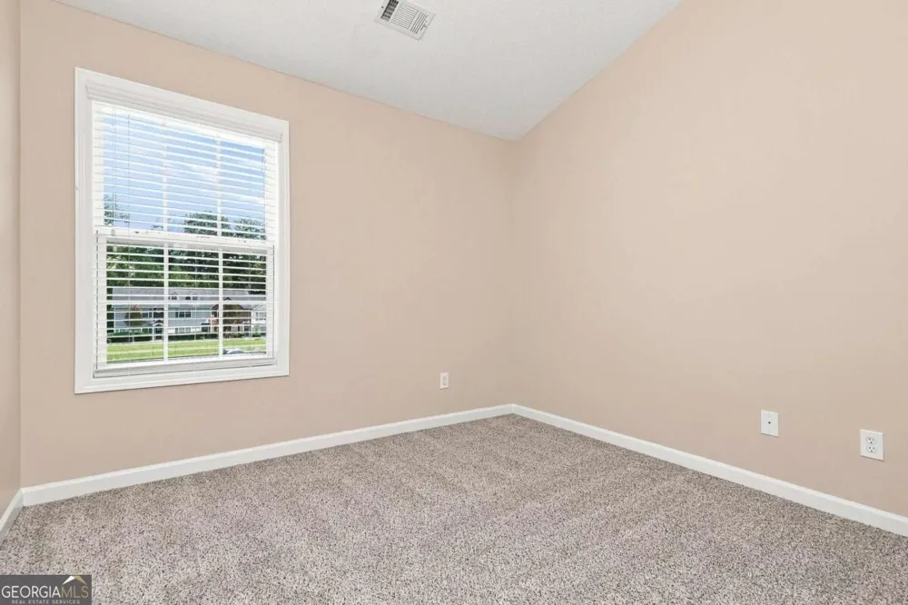 8606 Thomas LN Riverdale, GA 30274